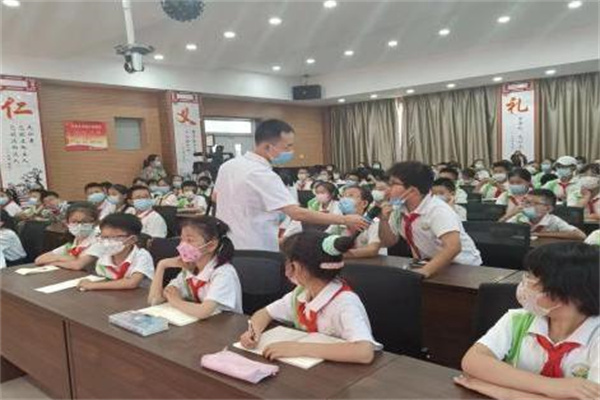 圖片2.jpg 圖片2.jpg